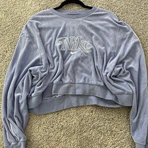 Cropped crew neck sweater